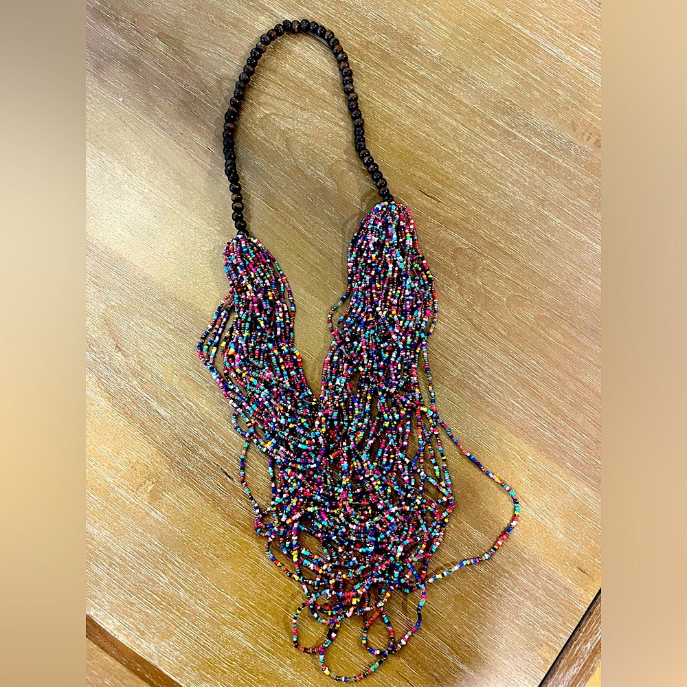 BUNDLED Jewelry collection. Five necklaces, one bracelet and a pair of earrings